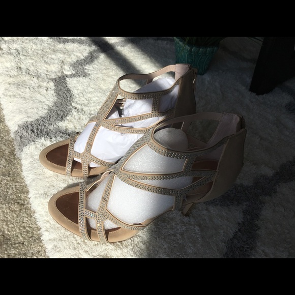 BCBG Diamonte Sandals - Unworn - Picture 3 of 14